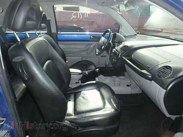 2000 VOLKSWAGEN BEETLE - VIN: 3VWCA21C2YM466632 - Фото 5