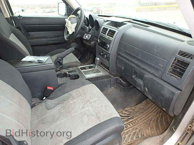 2008 DODGE NITRO - VIN: 1D8GU28K08W156909 - Photo 5