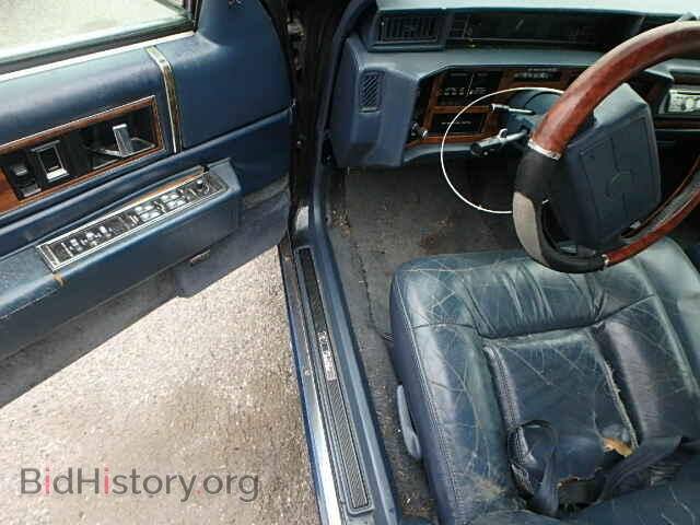 1993 CADILLAC DEVILLE - VIN: 1G6CD53B0P4200037 - Фото 9