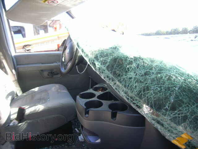 2006 FORD ECONOLINE - VIN: 1FBSS31LX6DA49810 - Photo 5