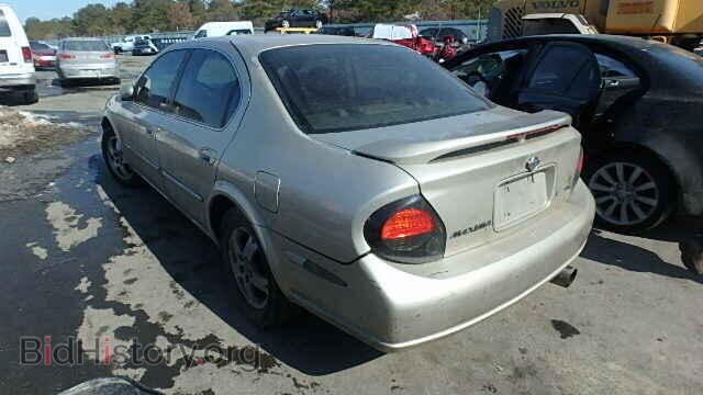 2000 NISSAN MAXIMA - VIN: JN1CA31A3YT011042 - Фото 3