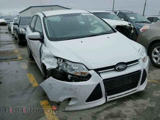 Photo 1FAHP3K28CL451944 - FORD FOCUS 2012