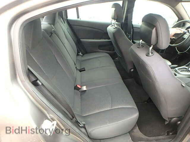 2013 CHRYSLER 200 - VIN: 1C3CCBAB7DN636122 - Фото 6