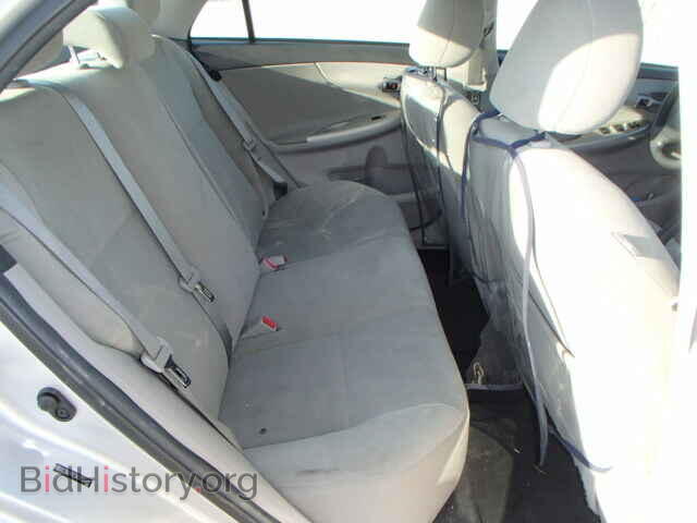 2011 TOYOTA COROLLA - VIN: 2T1BU4EE2BC680582 - Фото 6