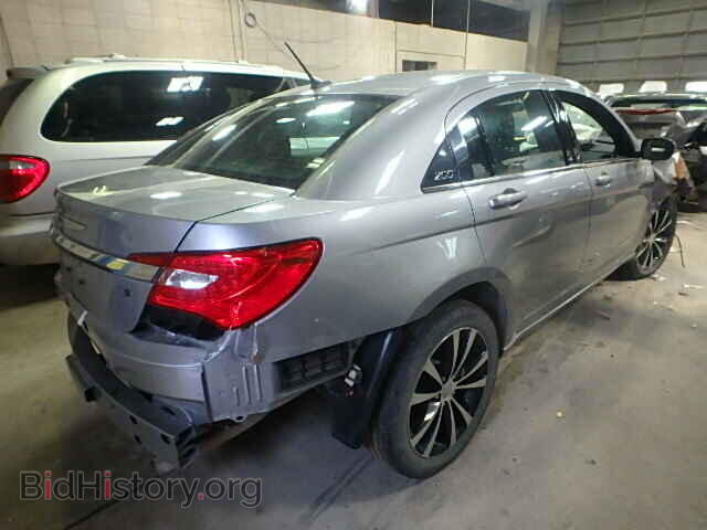 2014 CHRYSLER 200 - VIN: 1C3CCBBB1EN153449 - Фото 4