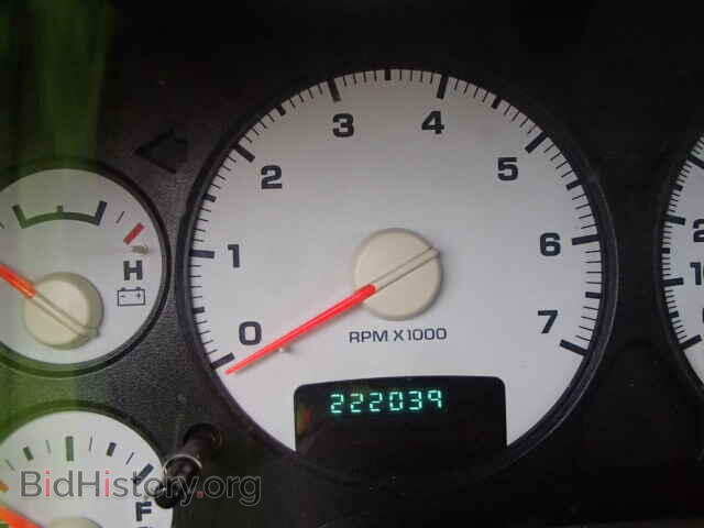 2004 DODGE RAM 1500 - VIN: 1D7HU18N84S651034 - Фото 8