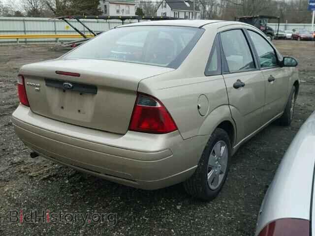 2007 FORD FOCUS - VIN: 1FAFP34N17W242001 - Photo 4