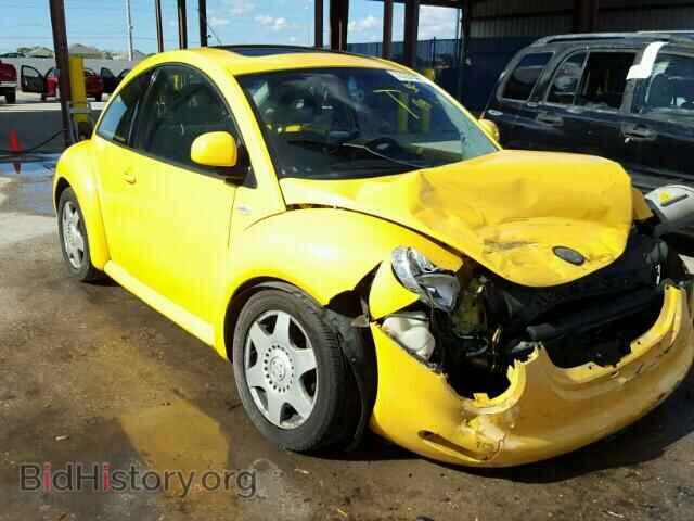 Photo 3VWCD21C4YM483309 - VOLKSWAGEN BEETLE 2000