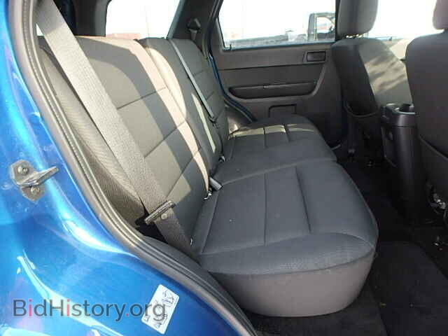 2011 FORD ESCAPE - VIN: 1FMCU0DG9BKB83202 - Photo 6