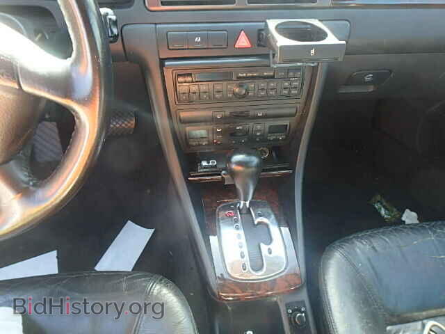 1998 AUDI A6 - VIN: WAUAA34B8WN106896 - Фото 9