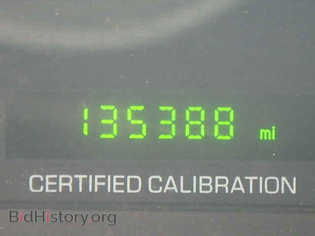 2011 FORD CROWN VIC - VIN: 2FABP7BV2BX101928 - Фото 8