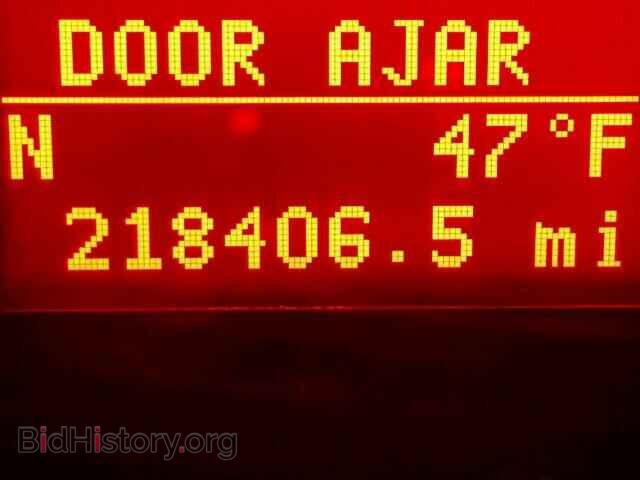 2007 FORD EXPLORER - VIN: 1FMEU64867UB87675 - Photo 8