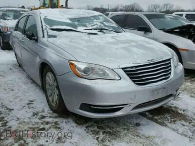 2011 Chrysler 200 200 Tourin, серебристый — VIN 1C3BC1FB5BN531199, Copart