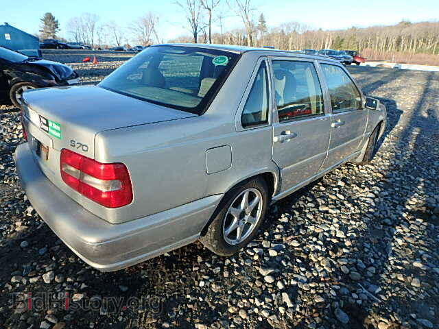 2000 VOLVO S70 - VIN: YV1LS61J5Y2668775 - Фото 4