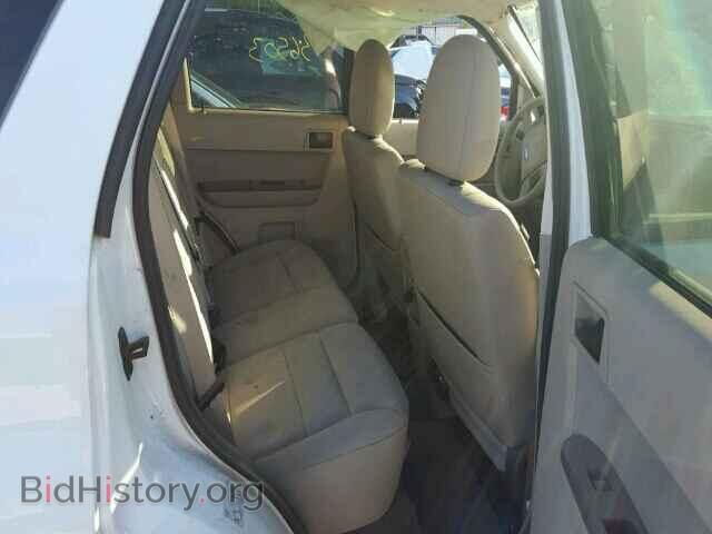 2011 FORD ESCAPE - VIN: 1FMCU0DG5BKB99882 - Photo 6