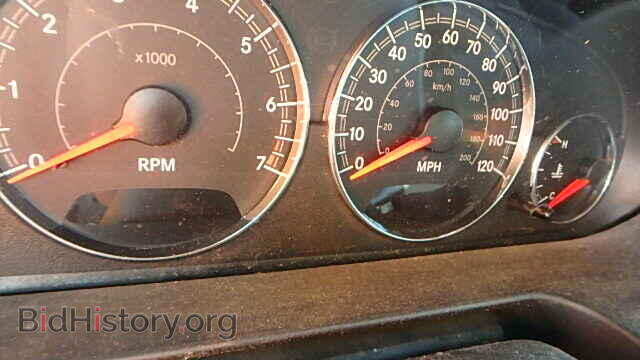 2005 CHRYSLER SEBRING - VIN: 1C3EL46X65N521571 - Фото 8