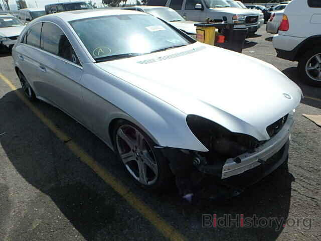 Photo WDDDJ75XX6A019614 - MERCEDES-BENZ CLS500 2006