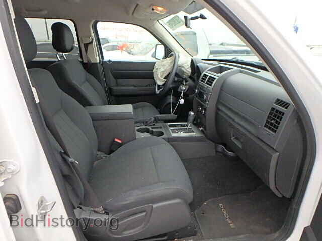 2011 Dodge NITRO (VIN 1D4PU4GK4BW602145) — фото 5 из 10