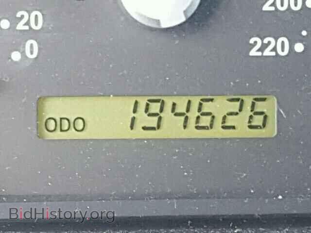 2005 KIA SORENTO - VIN: KNDJC733355472021 - Фото 8