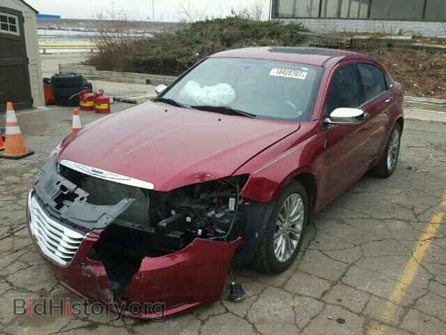 2013 CHRYSLER 200 - VIN: 1C3CCBCG1DN520777 - Фото 2