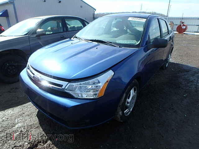 2008 FORD FOCUS - VIN: 1FAHP34N28W190811 - Фото 2