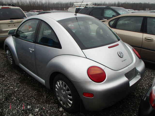 2000 VOLKSWAGEN BEETLE - VIN: 3VWBC21C2YM436035 - Фото 3