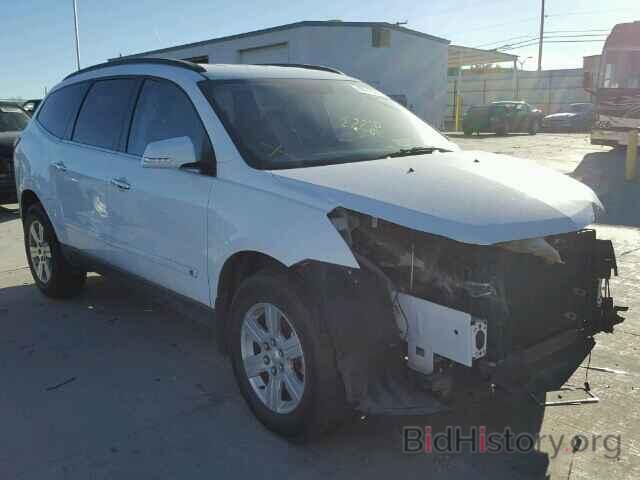 Photo 1GNLVFED5AS118281 - CHEVROLET TRAVERSE 2010