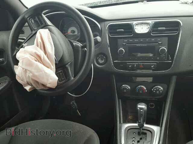 2012 CHRYSLER 200 - VIN: 1C3CCBAB1CN130705 - Фото 10