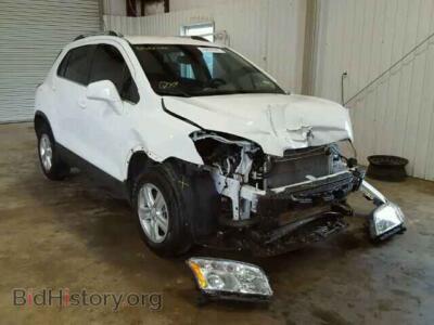 2015 Chevrolet TRAX Trax 1LT A, white — VIN 3GNCJRSB1FL168603, Copart