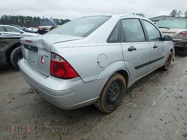 2005 FORD FOCUS - VIN: 1FAFP34N65W104399 - Фото 4