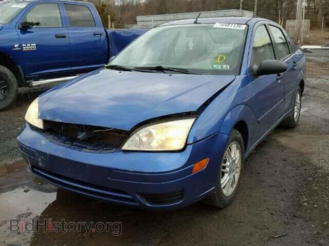 2005 FORD FOCUS - VIN: 1FAFP34N85W256975 - Фото 2