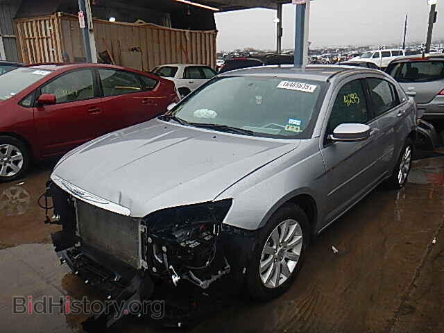 2013 CHRYSLER 200 - VIN: 1C3CCBBG3DN743629 - Фото 2