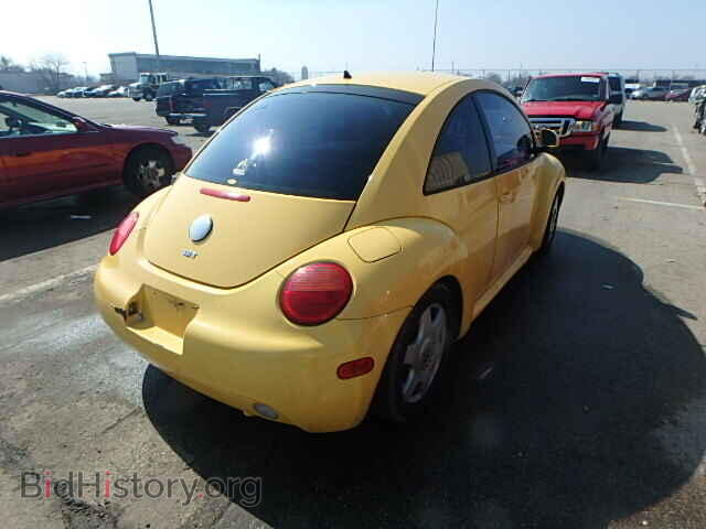 2000 VOLKSWAGEN BEETLE - VIN: 3VWCD21C8YM480834 - Фото 4