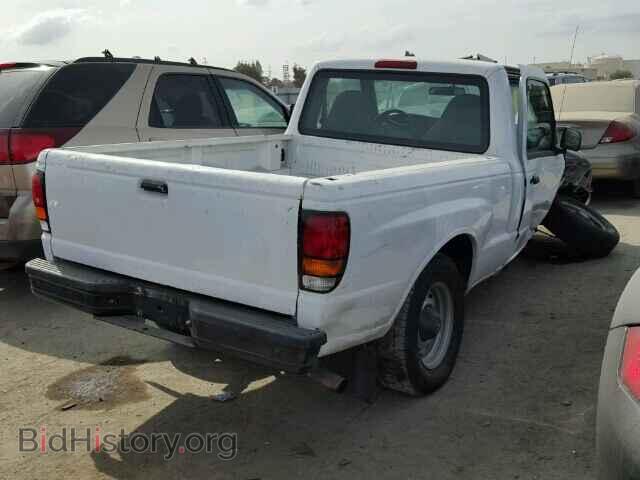 2000 MAZDA B2500 - VIN: 4F4YR12C1YTM32572 - Фото 4