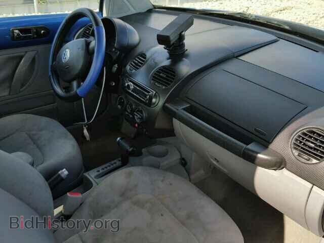 2000 VOLKSWAGEN BEETLE - VIN: 3VWCA21C9YM415158 - Фото 5