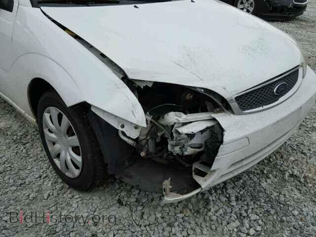 2005 FORD FOCUS - VIN: 1FAFP34N35W215802 - Фото 9
