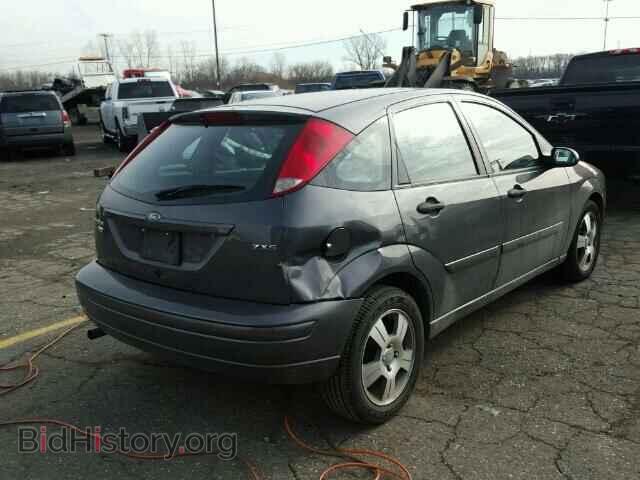 2005 FORD FOCUS - VIN: 3FAFP37N05R157811 - Фото 4