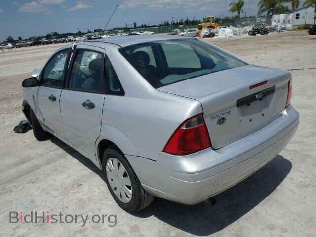 2005 FORD FOCUS - VIN: 1FAFP34N35W143807 - Фото 3