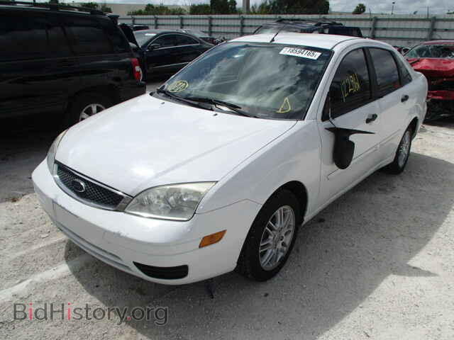 2005 FORD FOCUS - VIN: 1FAFP34N95W213052 - Photo 2
