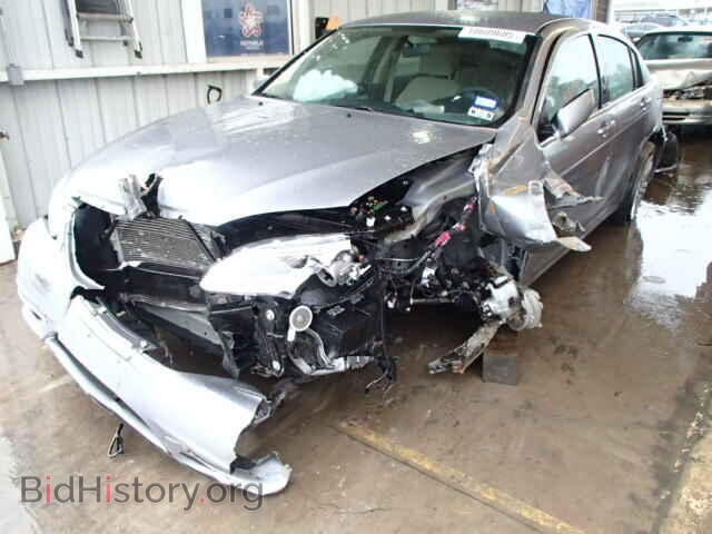 2013 CHRYSLER 200 - VIN: 1C3CCBBB5DN743250 - Фото 2