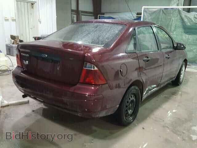 2007 FORD FOCUS - VIN: 1FAFP34N97W348003 - Photo 4
