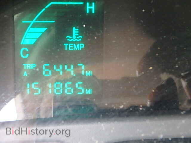 2004 CADILLAC DEVILLE - VIN: 1G6KD54Y24U219621 - Photo 8