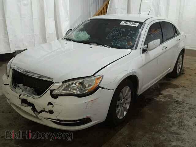 2013 CHRYSLER 200 - VIN: 1C3CCBBG2DN532082 - Фото 2