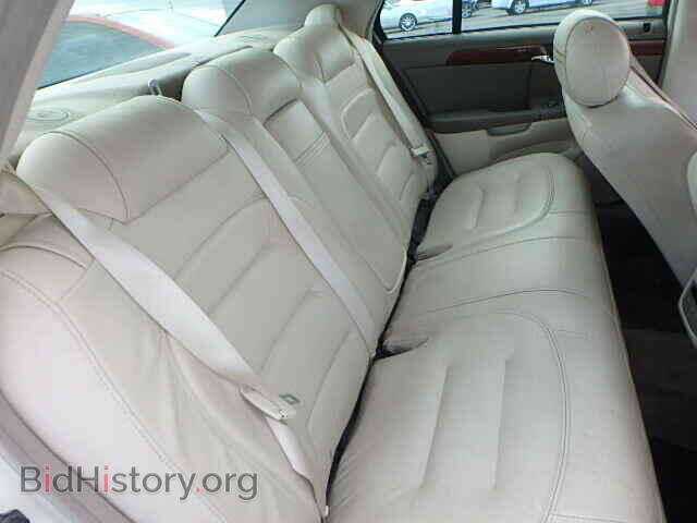 2003 CADILLAC DEVILLE - VIN: 1G6KD54Y33U162022 - Фото 6