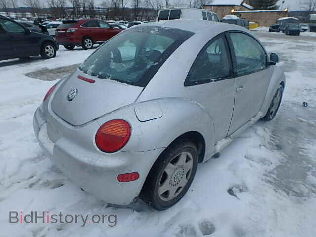 2000 VOLKSWAGEN BEETLE - VIN: 3VWCC21CXYM411145 - Фото 4