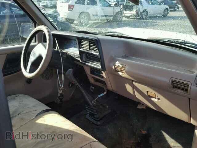 1994 MAZDA B2300 - VIN: 4F4CR12AXRTN14648 - Фото 5
