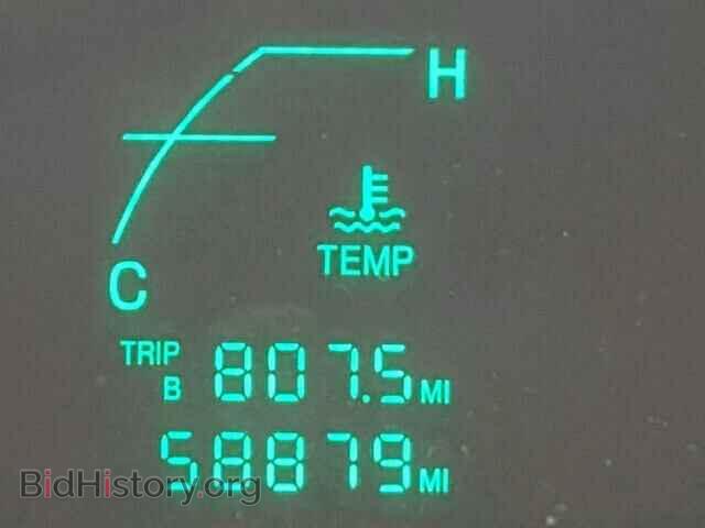 2004 CADILLAC DEVILLE - VIN: 1G6KD54Y44U233455 - Photo 8