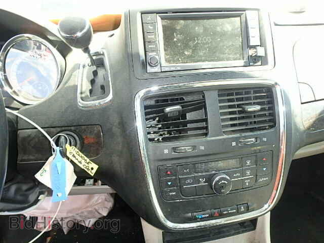 2011 DODGE CARAVAN - VIN: 2D4RN5DG3BR725732 - Фото 9