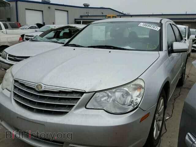2010 CHRYSLER SEBRING - VIN: 1C3CC5FB0AN127995 - Фото 2