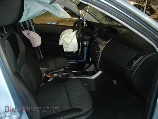 2008 FORD FOCUS - VIN: 1FAHP35N78W205561 - Photo 5
